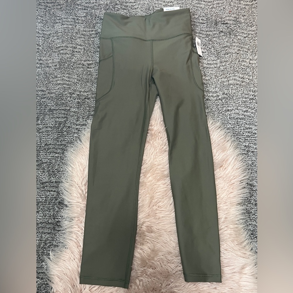 High-Rise Leggings - Small Tall (NWT) - Stone Wall Color